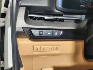 Kia Carnival Noblesse 2.2 CRDi 148kW