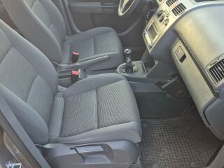 Volkswagen Touran Facelift 1.9 TDI 77kW