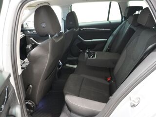 Skoda Octavia ELEGANCE COMBI 2.0 TDI 110kW