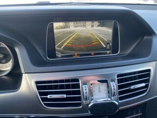 Mercedes-Benz E 300 AMG Pakett 2.1 150kW