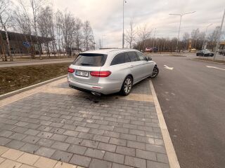 Mercedes-Benz E 200 1.6 118kW