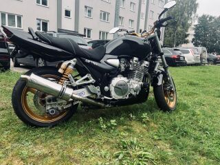 Yamaha XJR 1300