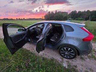 Volvo V40 2.0 110кВ