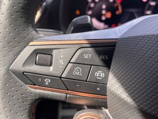 Cupra Leon Cupra 1.5 eTSI 110кВ