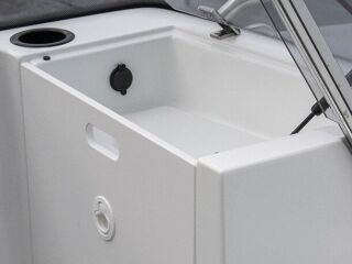 AMT 175BRF + YAMAHA F70AETL 52kW