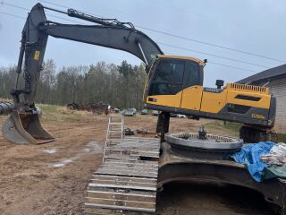 Volvo EC250DL 152kW