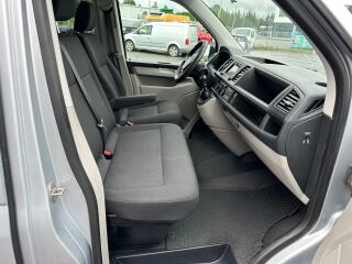 Volkswagen Caravelle 2.0 TDI 110кВ