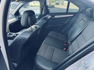 Mercedes-Benz C 220 2.1 125kW