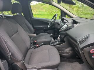 Ford B-MAX Titanium 1.6 70kW