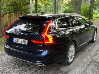 Volvo V90 INSCRIPTION 2.0 140кВ