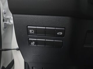 Lexus NX 300h 2.5 114кВ