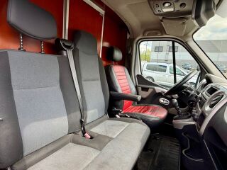 Opel Movano 2.3 74kW