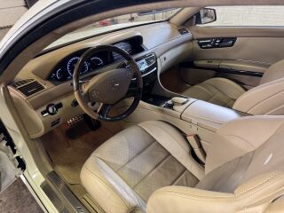 Mercedes-Benz CL 63 AMG 5.5 V8 420kW