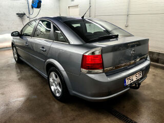 Opel Vectra 2.2 114kW