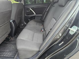 Toyota Avensis Linea Sol 2.2 110kW