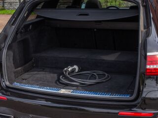 Mercedes-Benz E 300 de AMG-Burm-Pano 2.0 225kW