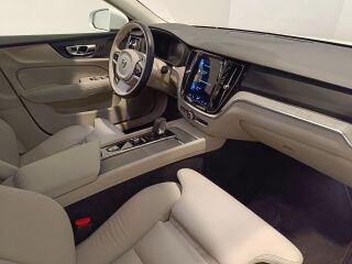 Volvo V60 Cross Country AWD B5 KERS 2.0 184kW