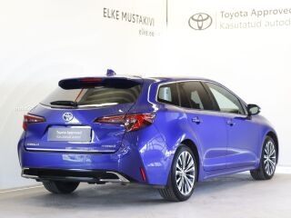 Toyota Corolla Luxury 112кВ