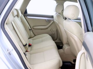 Audi A4 Comfortline 2.0 TDI 103kW