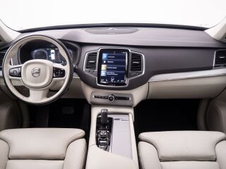 Volvo XC90 AWD Momentum Pro Mild Hybrid 2.0 183kW