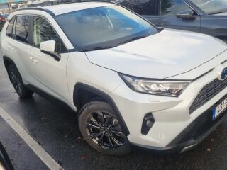 Toyota RAV4 Luxsury Limited 2.5 131kW