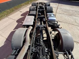 Mercedes-Benz Arocs 4142 8x4 310кВ