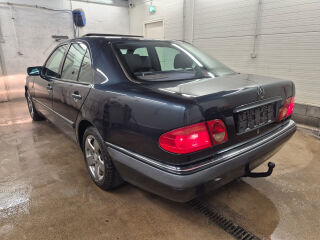 Mercedes-Benz E 290 ELEGANCE 2.9 95kW