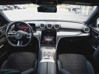 Mercedes-Benz C 200 4MATIC AMG 1.5 150kW