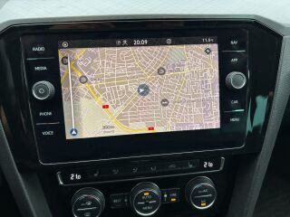 Volkswagen Passat Facelift 2.0 tdi 110kW