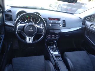 Mitsubishi Lancer Evolution 2.0 217кВ