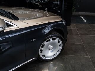 Mercedes-Benz Mercedes-Maybach S650 Two-Tone 6.0 V12 463kW
