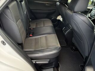 Lexus NX 300h 2.5 114kW