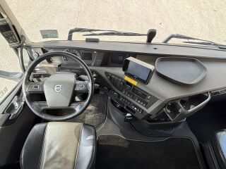 Volvo FH 540 6x2 EURO6 + THERMO KING FRIDGE R452A 405kW