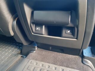Land Rover Discovery 4 HSE RA25 3.0 155kW