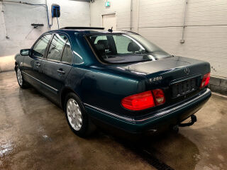 Mercedes-Benz E 280 ELEGANCE 2.8 150kW