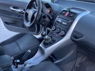 Toyota Auris 1.4 66kW