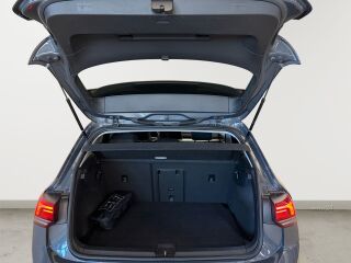 Volkswagen Golf 1.0 eTSI 81kW
