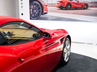 Ferrari California T 3.9 V8 412kW