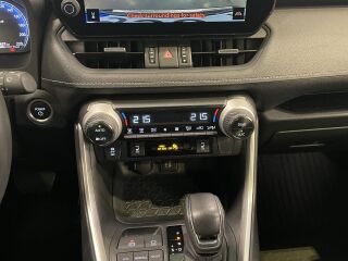 Toyota RAV4 Luxury 2.5 Hybrid 131кВ