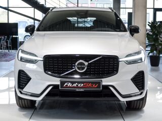 Volvo XC60 B4 AWD ULTIMATE DARK KERS Mild Hybrid 2.0 145kW