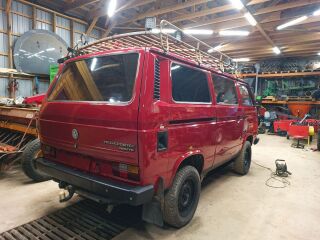 Volkswagen Transporter 1.9 R4 TD 55kW
