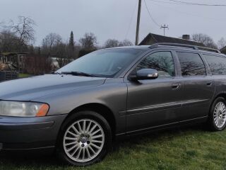 Volvo V70 2.4 R5 D5