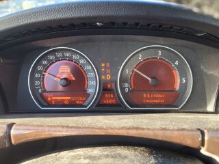 BMW 745 D 4.4 V8 Biturbo 320kW