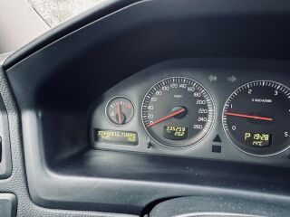 Volvo S60 Summum 2.4 R5 D5 136kW