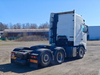 Volvo FH 500 GLOBETROTTER XL / 6x2 12.8 375kW