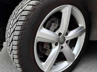 Audi Q7 S-Line black edition 3.0 180кВ
