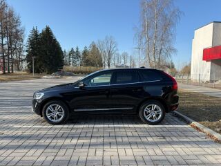 Volvo XC60 AWD SUMMUM MY2017 2.4 2.4 MY2017   PRO  140kW 140kW
