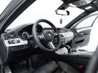 BMW 530 Facelift M-Sportpakett 3.0 190kW
