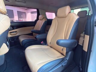Kia Carnival Prestige 148kW