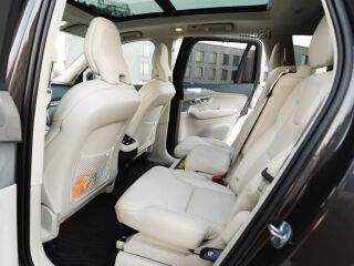 Volvo XC90 Inscription OPTION R-Design 2.0 173kW